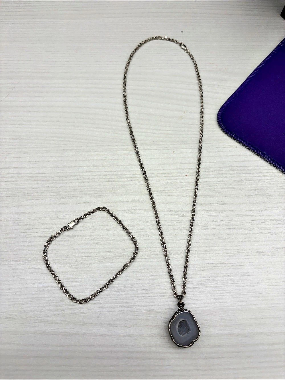 Gray Agate Pendant Necklace & Bracelet